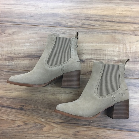 NIB UGG Boots - Picture 7 of 7